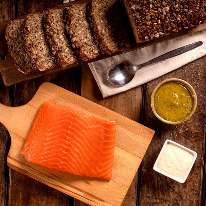 Gutschein für Präsent  »Färöer Lachs Uppruna«  (inkl. Versandkosten zum Beschenkten)