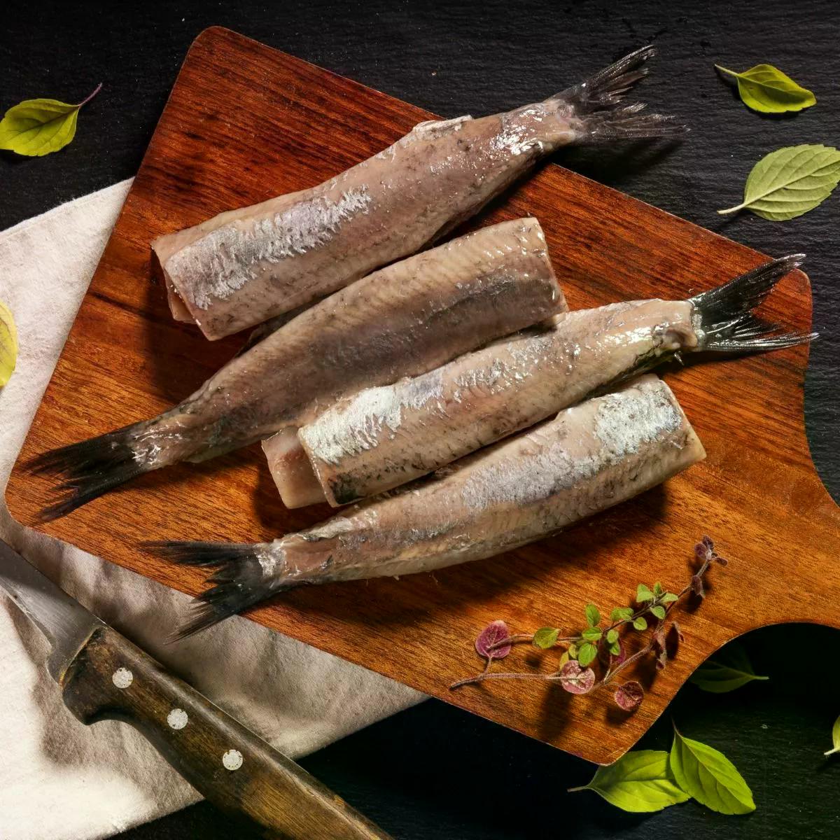 Neuer Matjes 2026 bei Fiedlers Fischmarkt – Frisch, zart und voller Geschmack